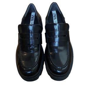 Black Zara Chunky Lofers